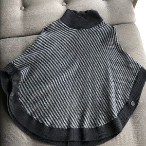 Banana Republic grey shawl